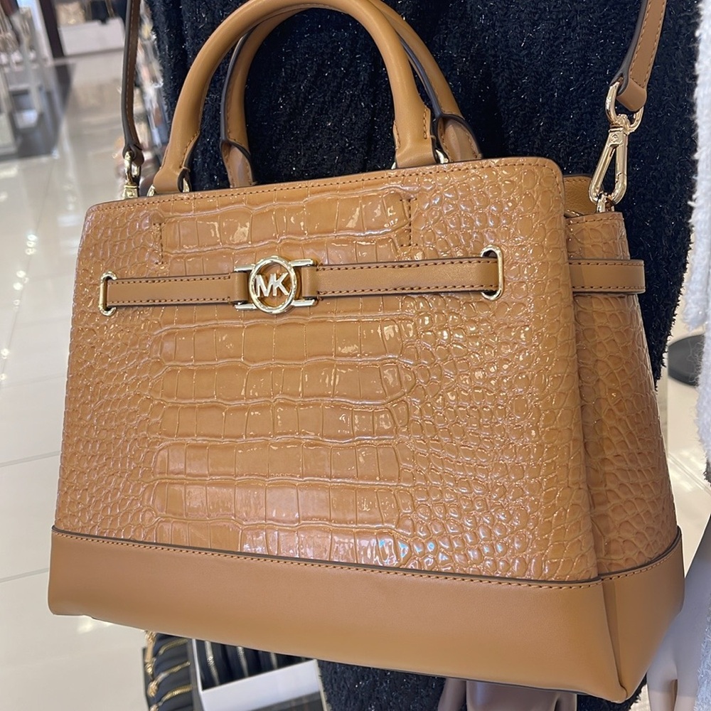 MICHAEL KORS
Reed Large Leather Belted Satchel Crossbody CZip Purse Crocodile - Picture 14 of 16